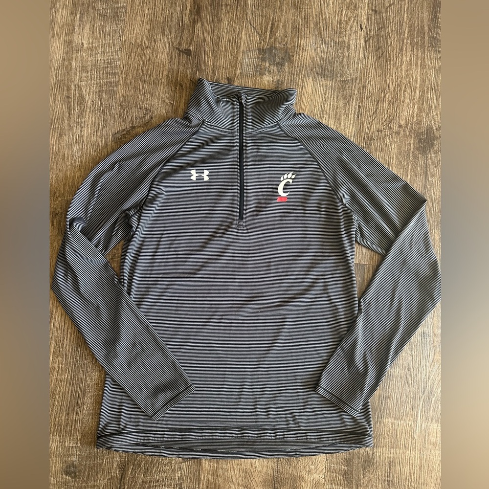 Under Armour Cincinnati Bearcats 1/4 Zip Pullover Women’s Small